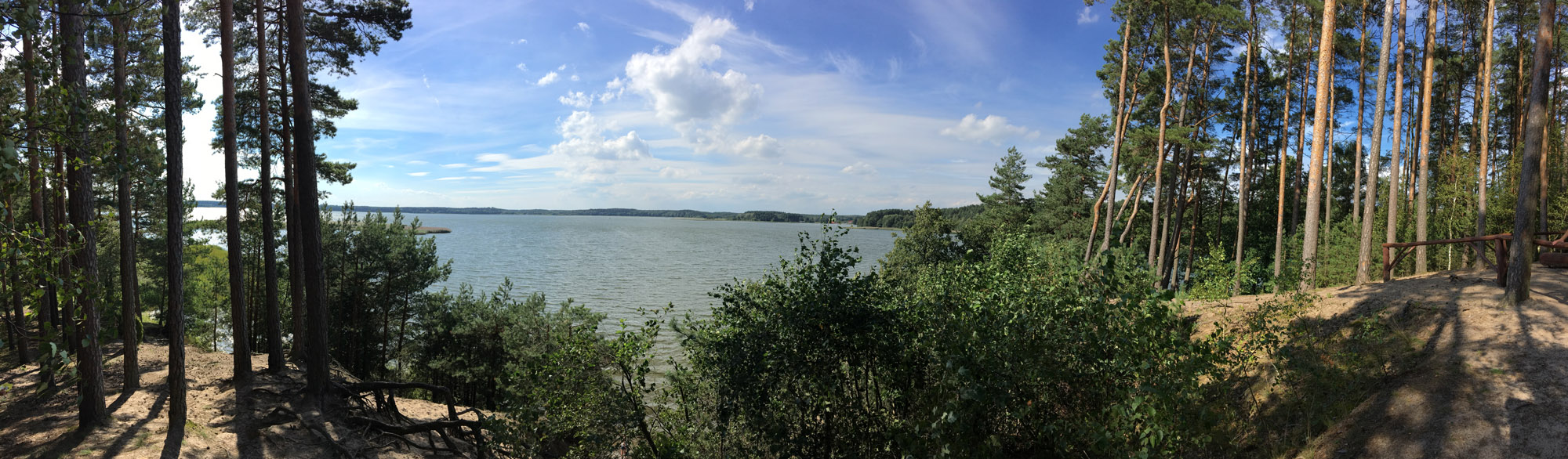 Skarpa w panoramie